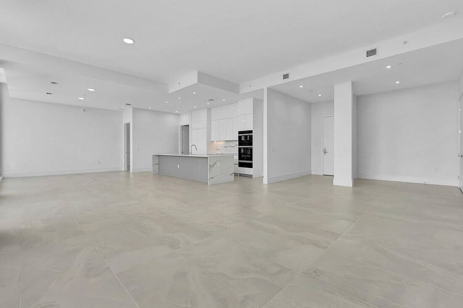 Nautilus 2411 Living 2