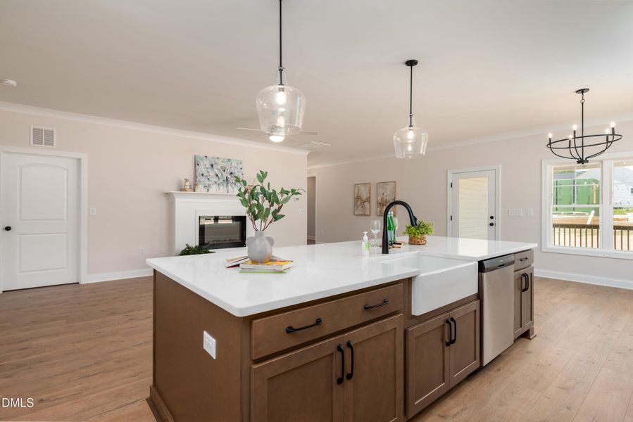 2275 Peachtree-42-10