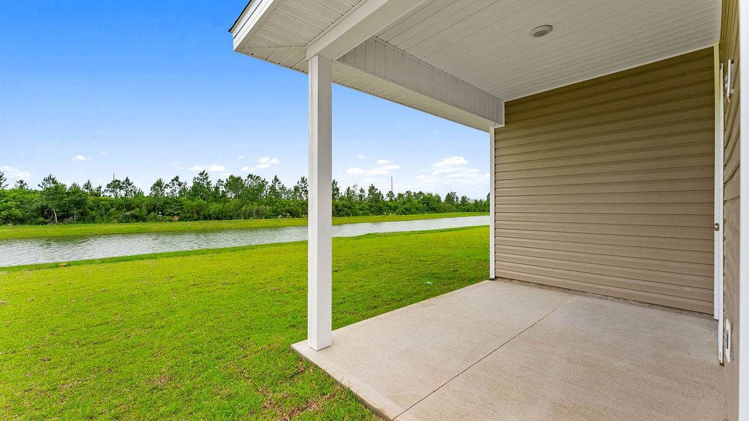 Representative exterior details of a home built from the The Beau by D.R. Horton in Liberty, Panama City (Image 3).