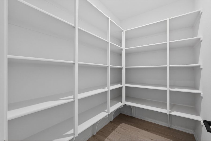Spacious, unfurnished interior of a new home in Parkside, Avondale (Image 14).