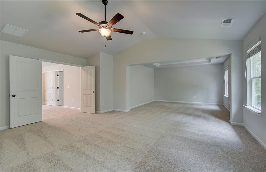 Spacious, unfurnished interior of a new home in Grandview at Millers Mill, Stockbridge (Image 8). Spacious, unfurnished interior of a new home in Grandview at Millers Mill, Stockbridge (Image 8).