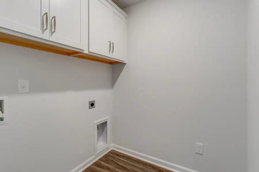 Spacious, unfurnished interior of a new home in Killians Crossing, Blythewood (Image 29).