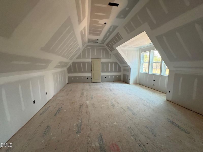 26.03.01 interior 12