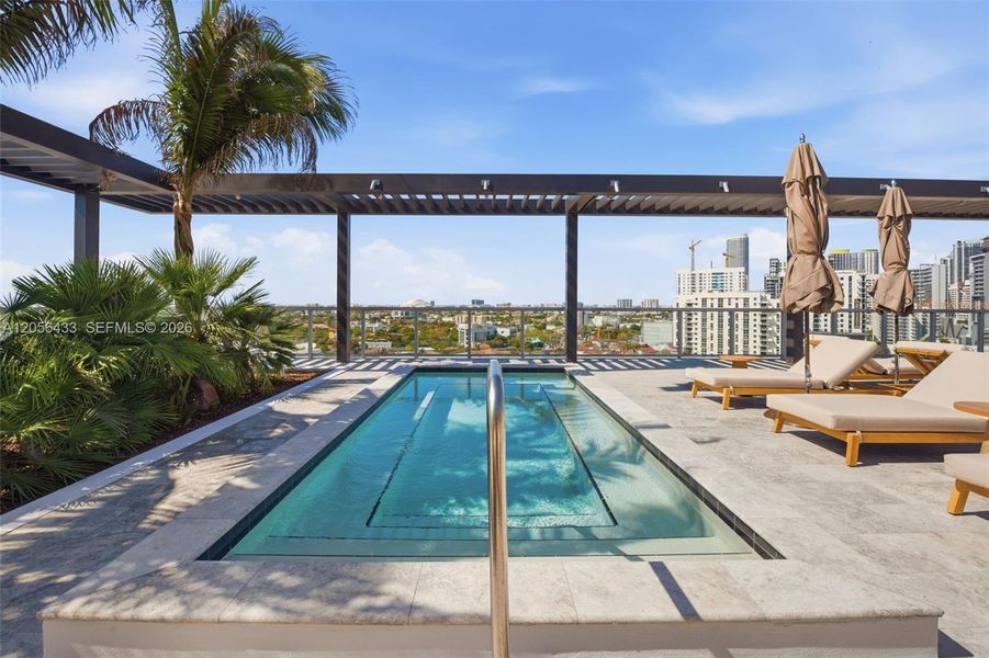 Community amenities in Domus Brickell Park, Miami (Image 20).