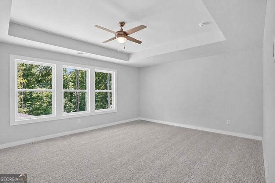 Spacious, unfurnished interior of a new home in The Manor at Gainesville Township, Gainesville (Image 23).