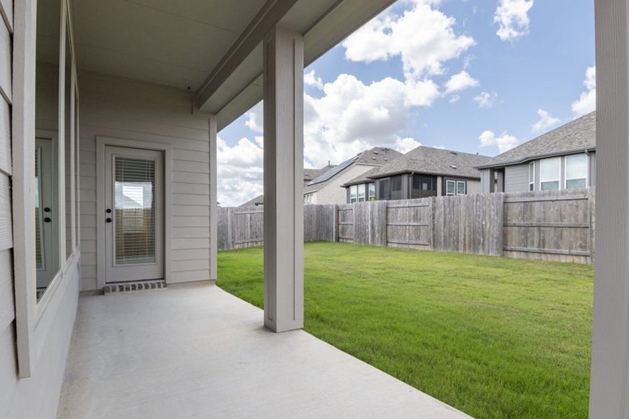 Representative exterior details of a home built from the Kelley by Pacesetter Homes in Crosswinds, Kyle (Image 2). Representative exterior details of a home built from the Kelley by Pacesetter Homes in Crosswinds, Kyle (Image 2).