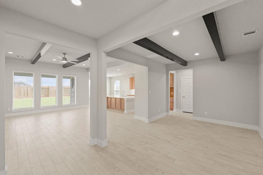 Spacious, unfurnished interior of a new home in Briarwood Crossing, Rosenberg (Image 37). Spacious, unfurnished interior of a new home in Briarwood Crossing, Rosenberg (Image 37).
