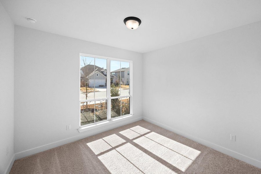 Spacious, unfurnished interior of a new home in Nolina, Georgetown (Image 29).