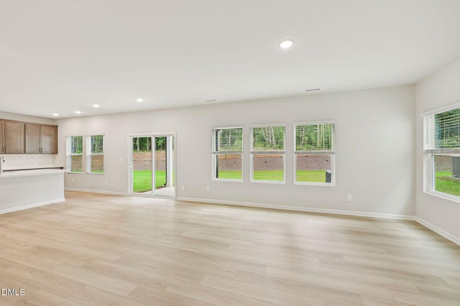 22-web-or-mls-Oak Manor - Raleigh - 153 22-web-or-mls-Oak Manor - Raleigh - 153