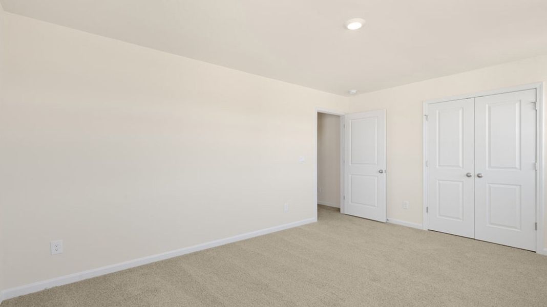 Spacious, unfurnished interior of a new home in Lybrook Village, Advance (Image 13).