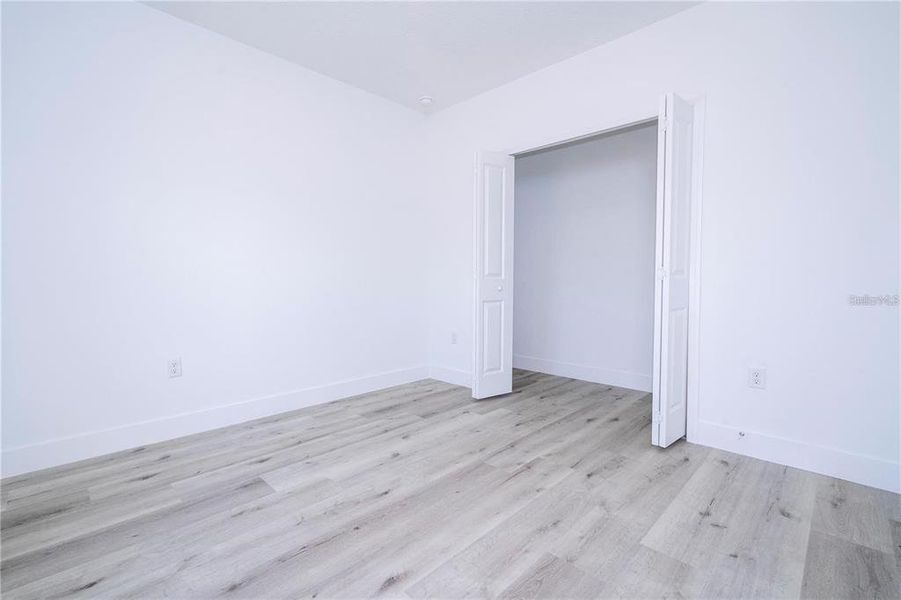 Spacious, unfurnished interior of a new home in , Eustis (Image 23).