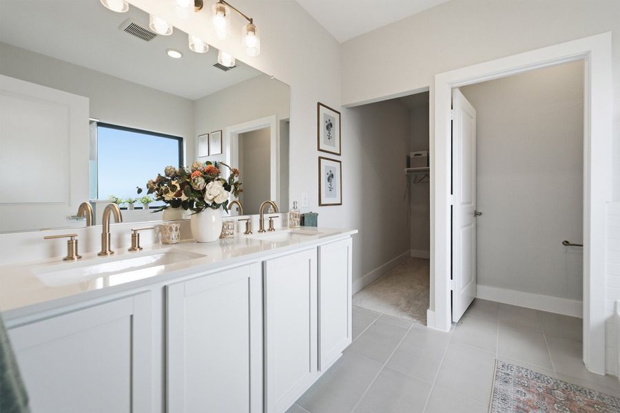 Furnished interior view inside a new home in Sunfield, Buda (Image 28).