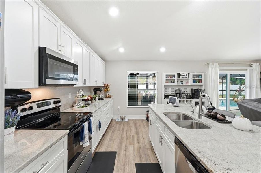 Furnished interior view inside a new home in , Auburndale (Image 18).