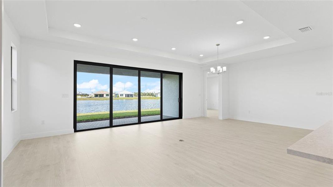 Spacious, unfurnished interior of a new home in Cresswind Lakewood Ranch, Lakewood Ranch (Image 41).