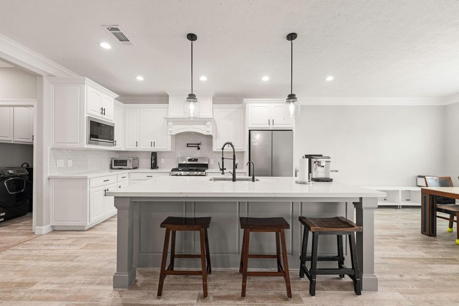 Furnished interior view inside a new home in , Beaumont (Image 26).