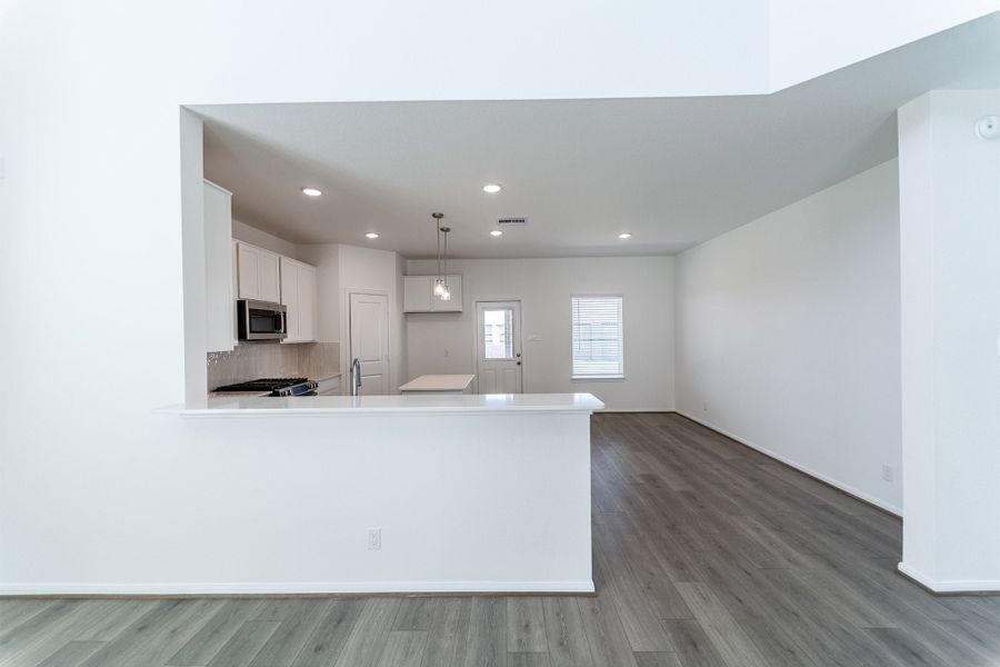 Spacious, unfurnished interior of a new home in Emberly, Beasley (Image 12).