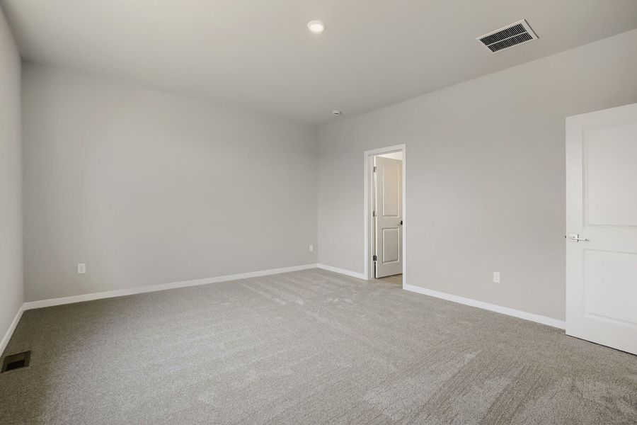 5br New Home in Berthoud, CO.  - Slide 13