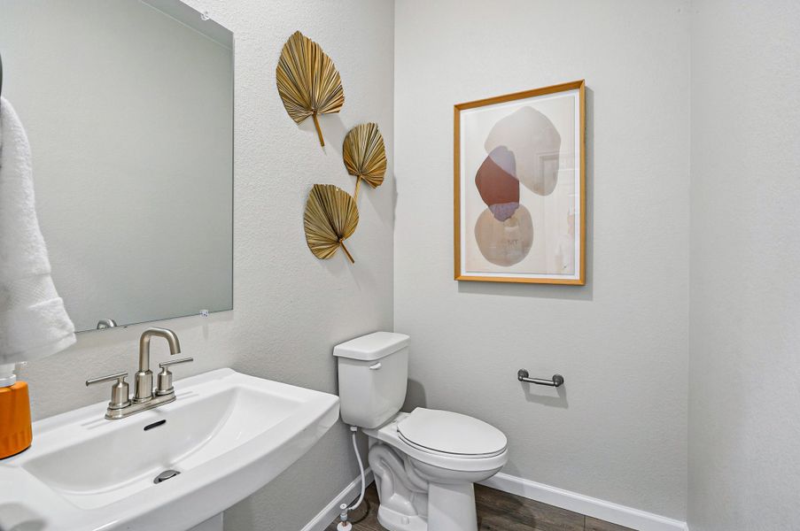 Furnished interior view inside a new home in Parterre, Thornton (Image 11).