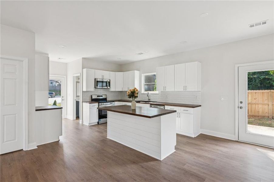 Furnished interior view inside a new home in , Canton (Image 9).