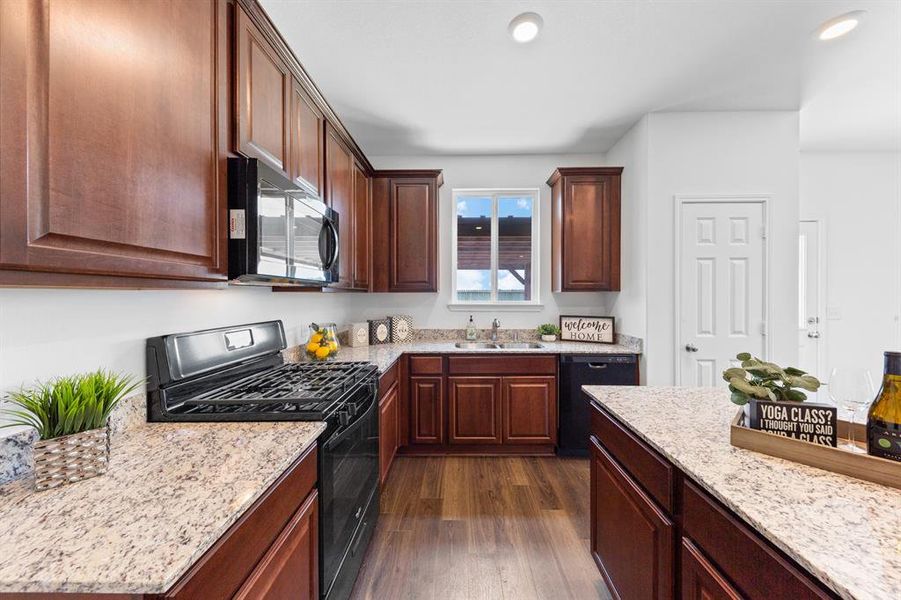 The abundance in cabinet space allow you to hide away all of your kitchen items.