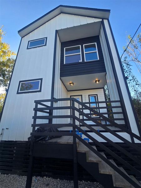 Front exterior of a new home in , Houston, TX, highlighting curb appeal (Image 2).