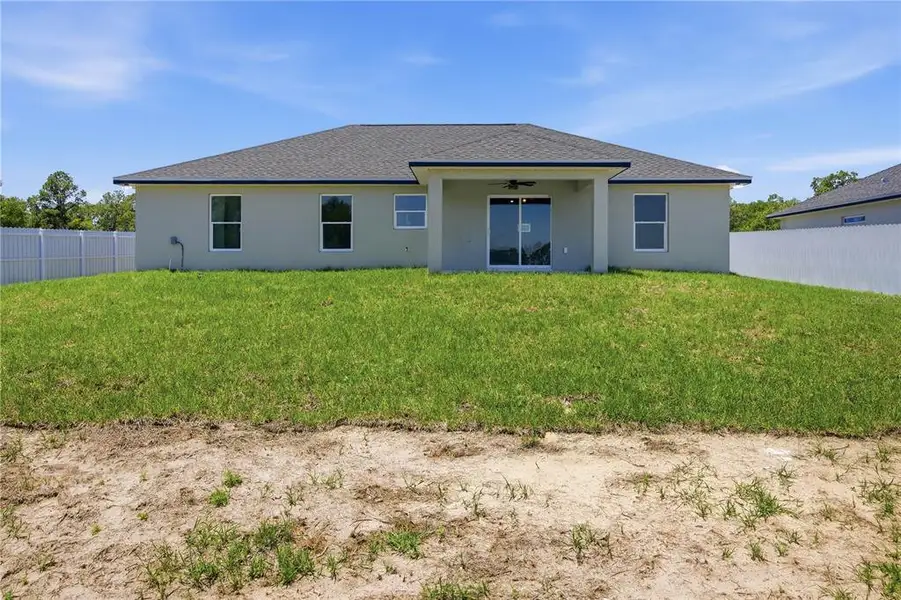 Exterior details and patio area of a home in , Ocala (Image 23).