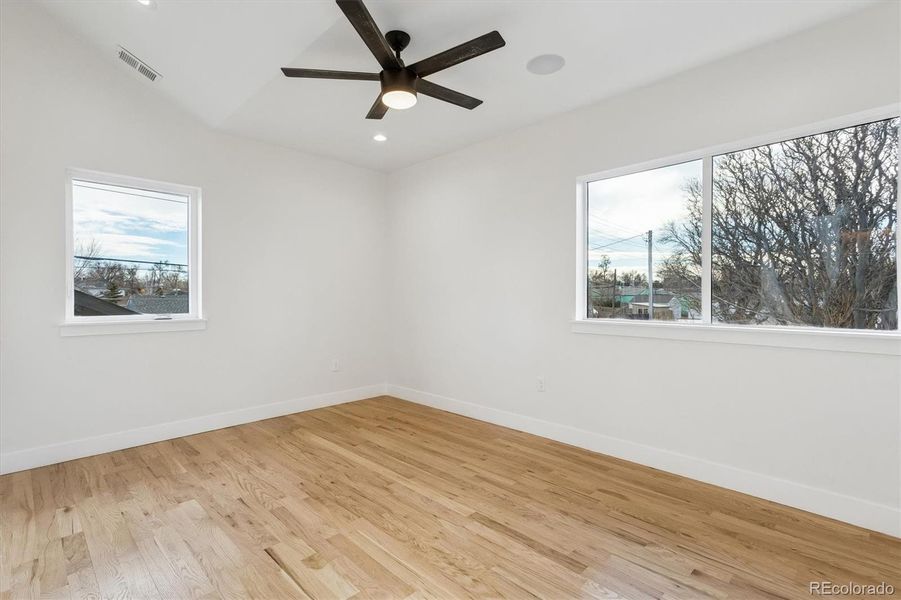 Spacious, unfurnished interior of a new home in , Denver (Image 42).
