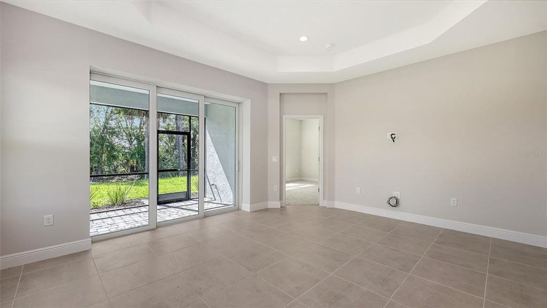 Spacious, unfurnished interior of a new home in Wildleaf, Parrish (Image 25).