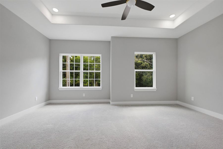 Spacious, unfurnished interior of a new home in , Houston (Image 31).