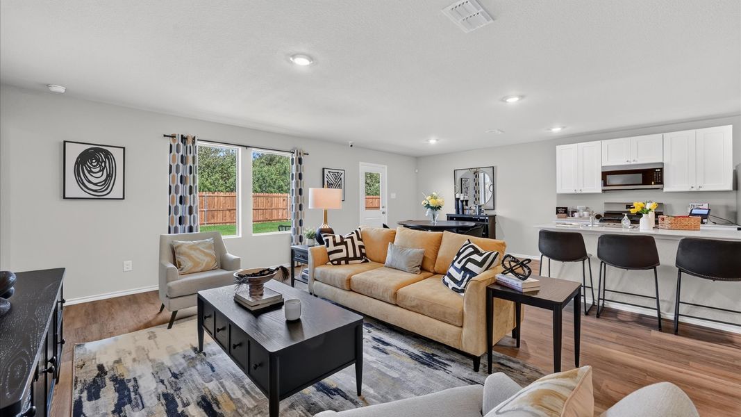 Representative furnished interior of a home built from the Austin by D.R. Horton in Sunnycreek, Crowley (Image 18).