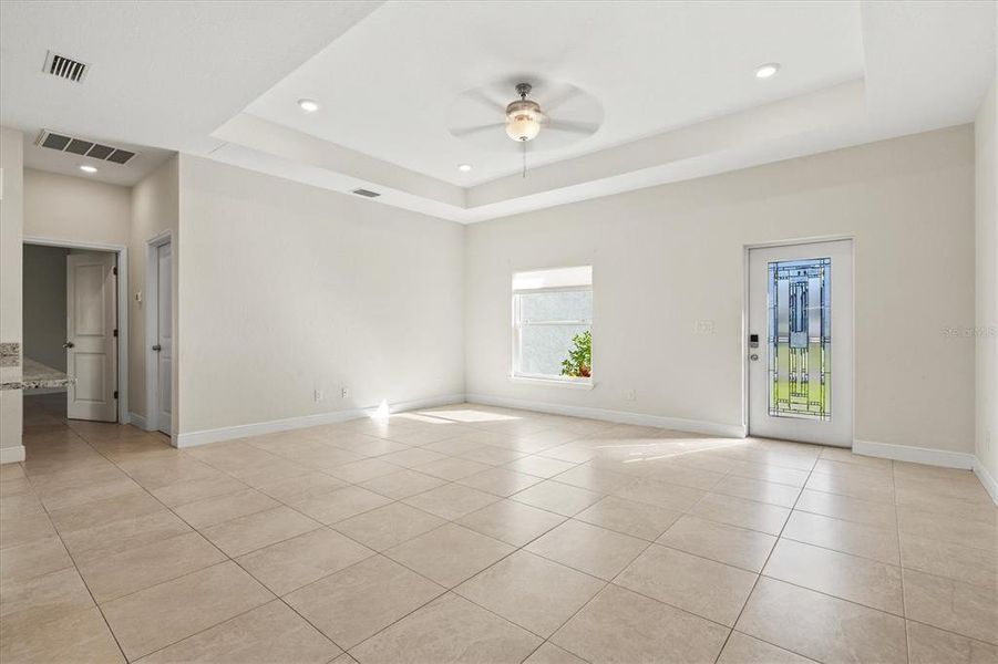 Spacious, unfurnished interior of a new home in , North Port (Image 30).