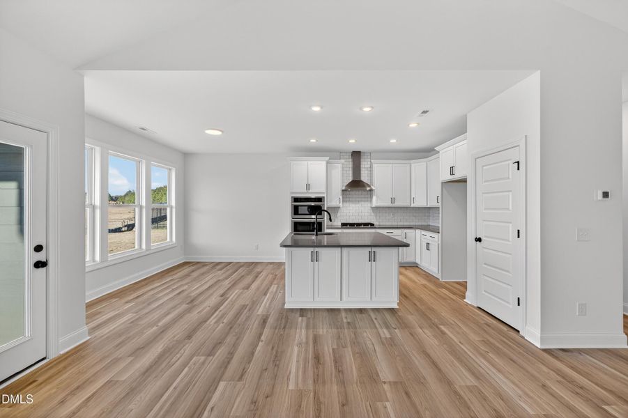 10 -66 tennyson drive, interior, kitchen