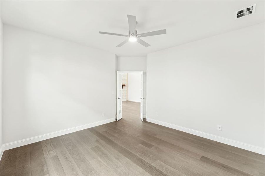 Spacious, unfurnished interior of a new home in Liberty, Melissa (Image 38). Spacious, unfurnished interior of a new home in Liberty, Melissa (Image 38).
