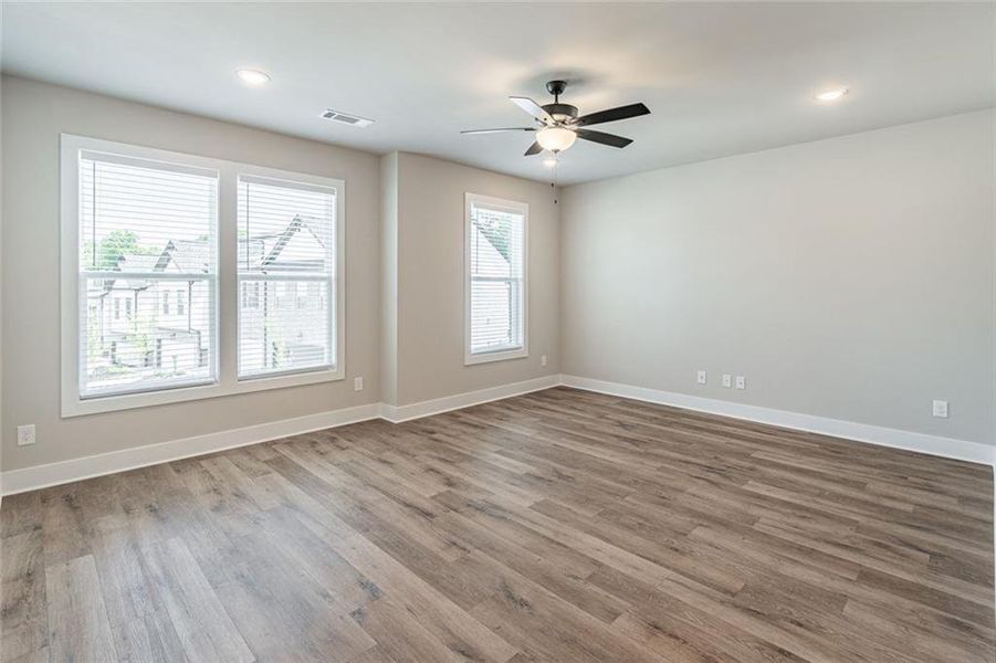 Spacious, unfurnished interior of a new home in , Tucker (Image 39).