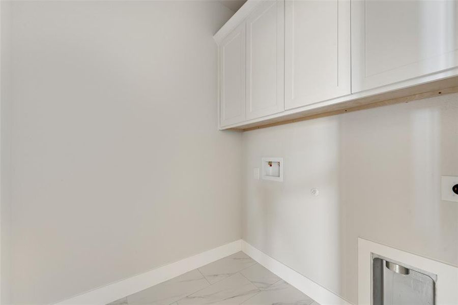 Spacious, unfurnished interior of a new home in , Forney (Image 29).