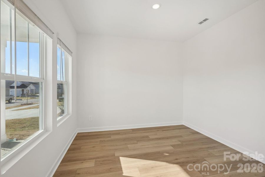 Photo is not of the actual home, but is an inspirational photo of builder’s model home and may depict options, furnishings, and/or decorator features that are not included Photo is not of the actual home, but is an inspirational photo of builder’s model home and may depict options, furnishings, and/or decorator features that are not included