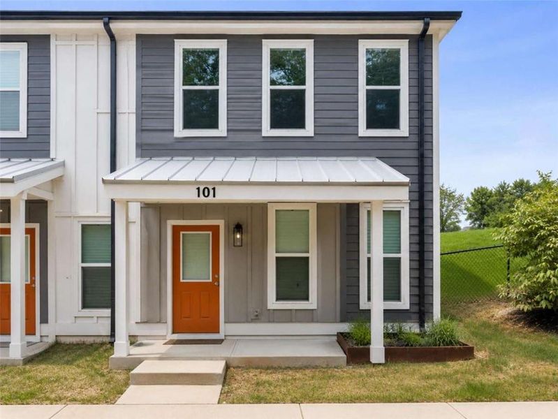 Exterior details and patio area of a home in , Atlanta (Image 3).