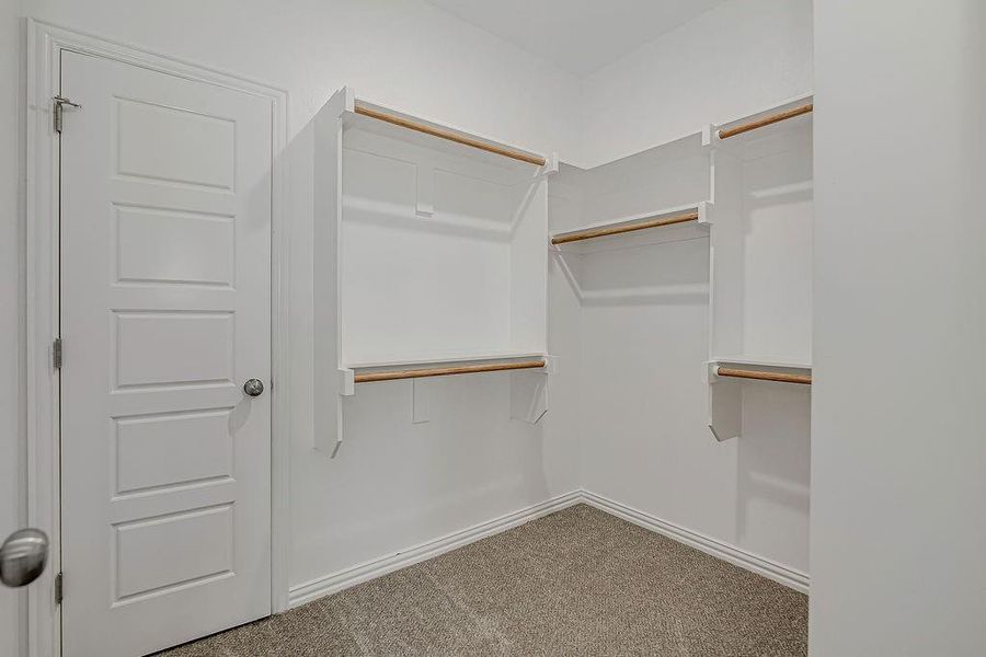 Spacious, unfurnished interior of a new home in , Fort Worth (Image 21).