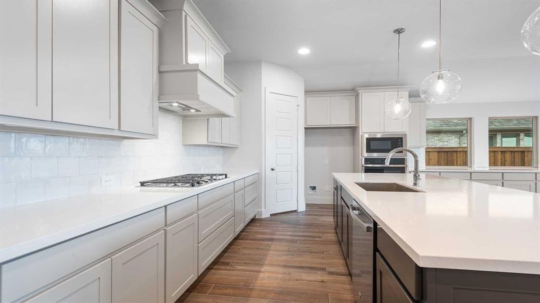 Furnished interior view inside a new home in Myrtle Creek 60', Waxahachie (Image 9). Furnished interior view inside a new home in Myrtle Creek 60', Waxahachie (Image 9).