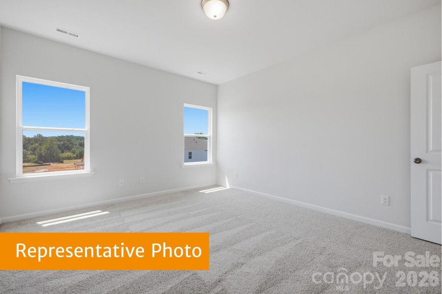 Spacious, unfurnished interior of a new home in Catawba Trace, Catawba (Image 5).