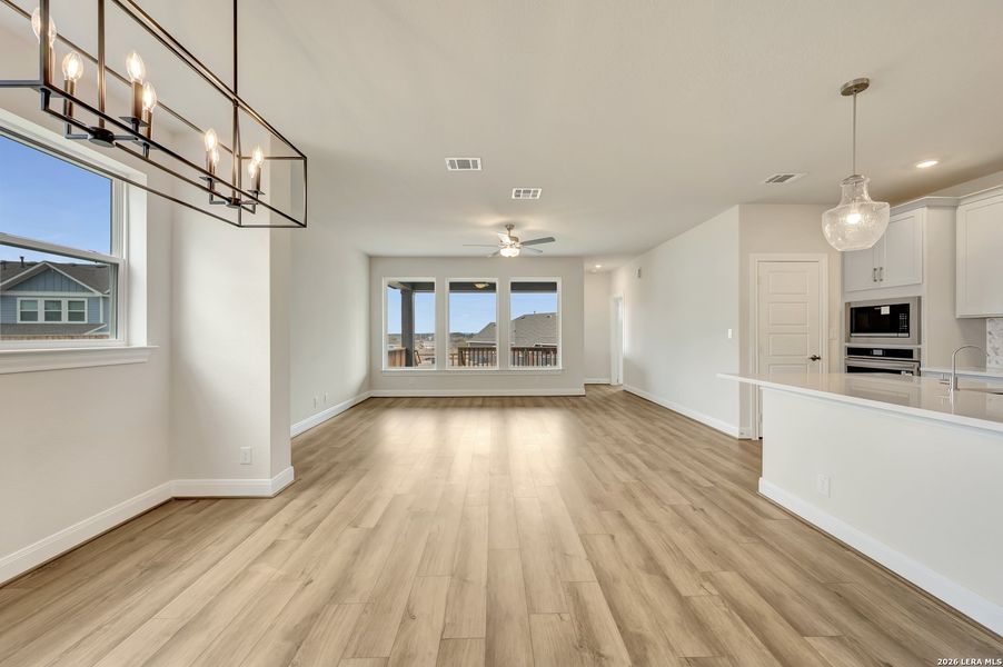 Spacious, unfurnished interior of a new home in The Crossvine 45’, Schertz (Image 33).