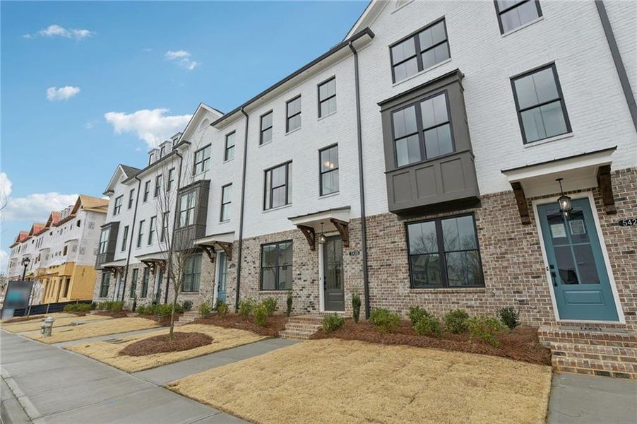 Condo located in Buford, GA showcasing its design and architecture (Image 5). Condo located in Buford, GA showcasing its design and architecture (Image 5).