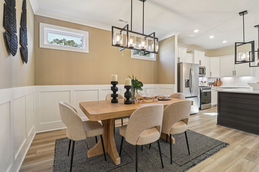 Representative furnished interior of a home built from the Bentcreek II by Great Southern Homes in Shiloh Trail, Wellford (Image 11).