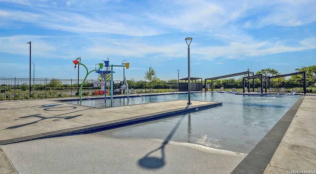 Community amenities in , Converse (Image 22).