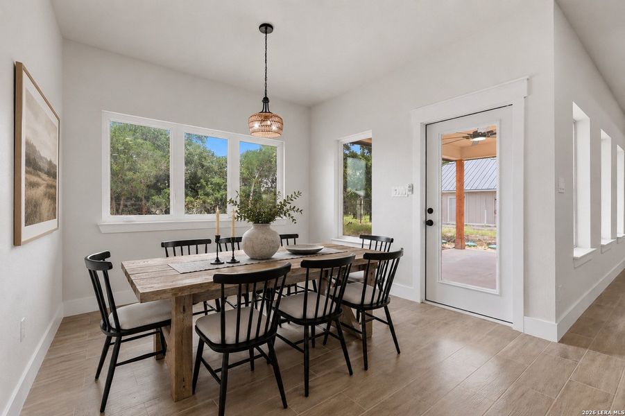 Furnished interior view inside a new home in , Bandera (Image 11).