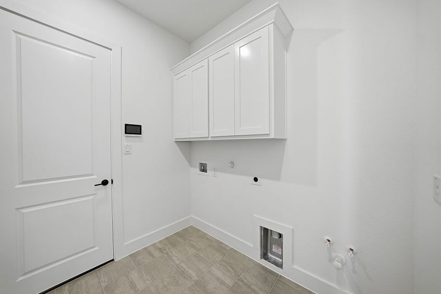 Spacious, unfurnished interior of a new home in Hillside Village, Celina (Image 31). Spacious, unfurnished interior of a new home in Hillside Village, Celina (Image 31).