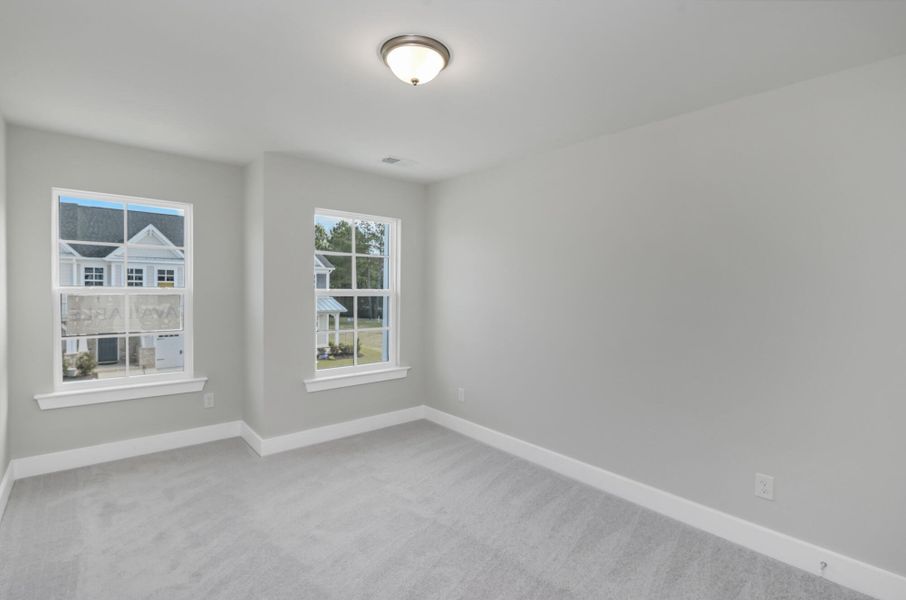Spacious, unfurnished interior of a new home in Lake Carolina Townhomes, Columbia (Image 38).