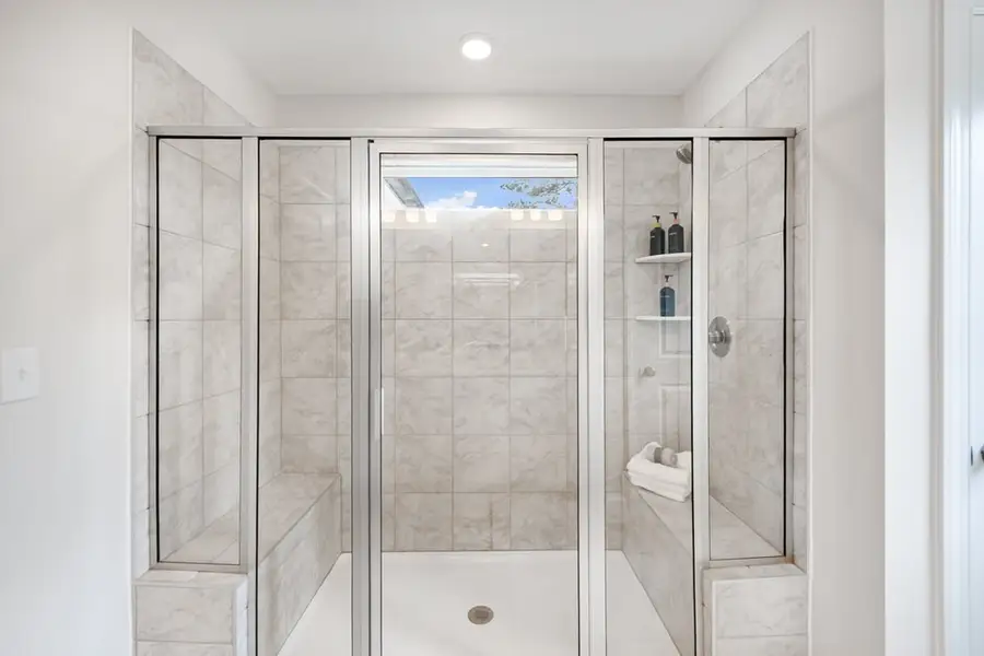 Image 25 of a home in Silverstone. Image 25 of a home in Silverstone.