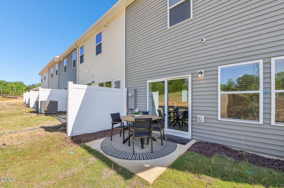 33-web-or-mls-Raleigh - Oakwood - 1066 W