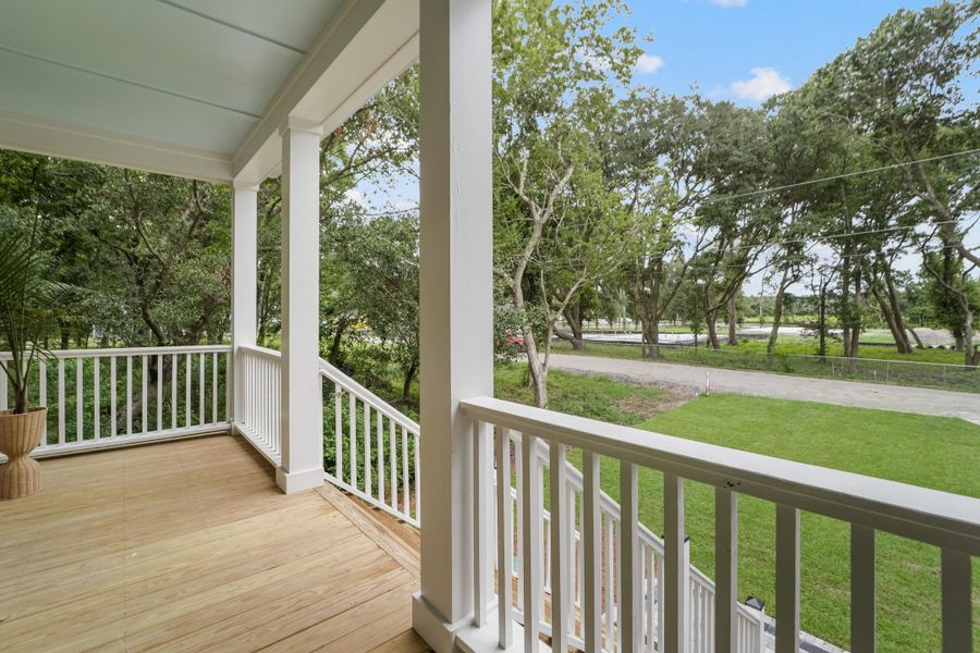 Spacious, unfurnished interior of a new home in , Charleston (Image 21).